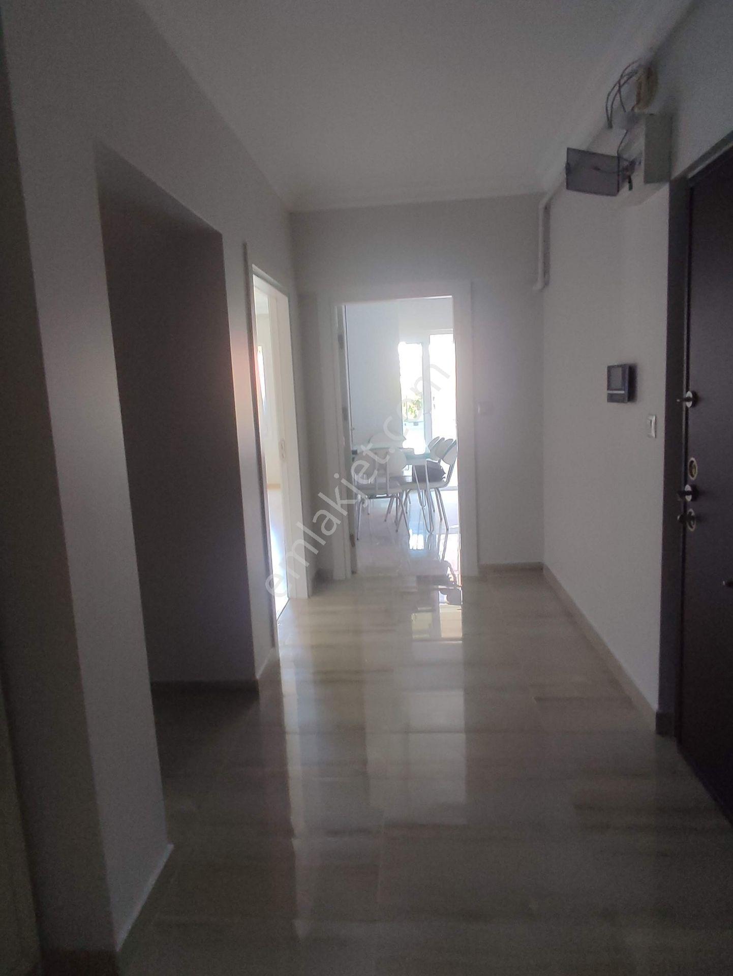 Çekmeköy Merkez De Altınkoza Evlerinde Kiralık 3+1 Daire - Görsel 12