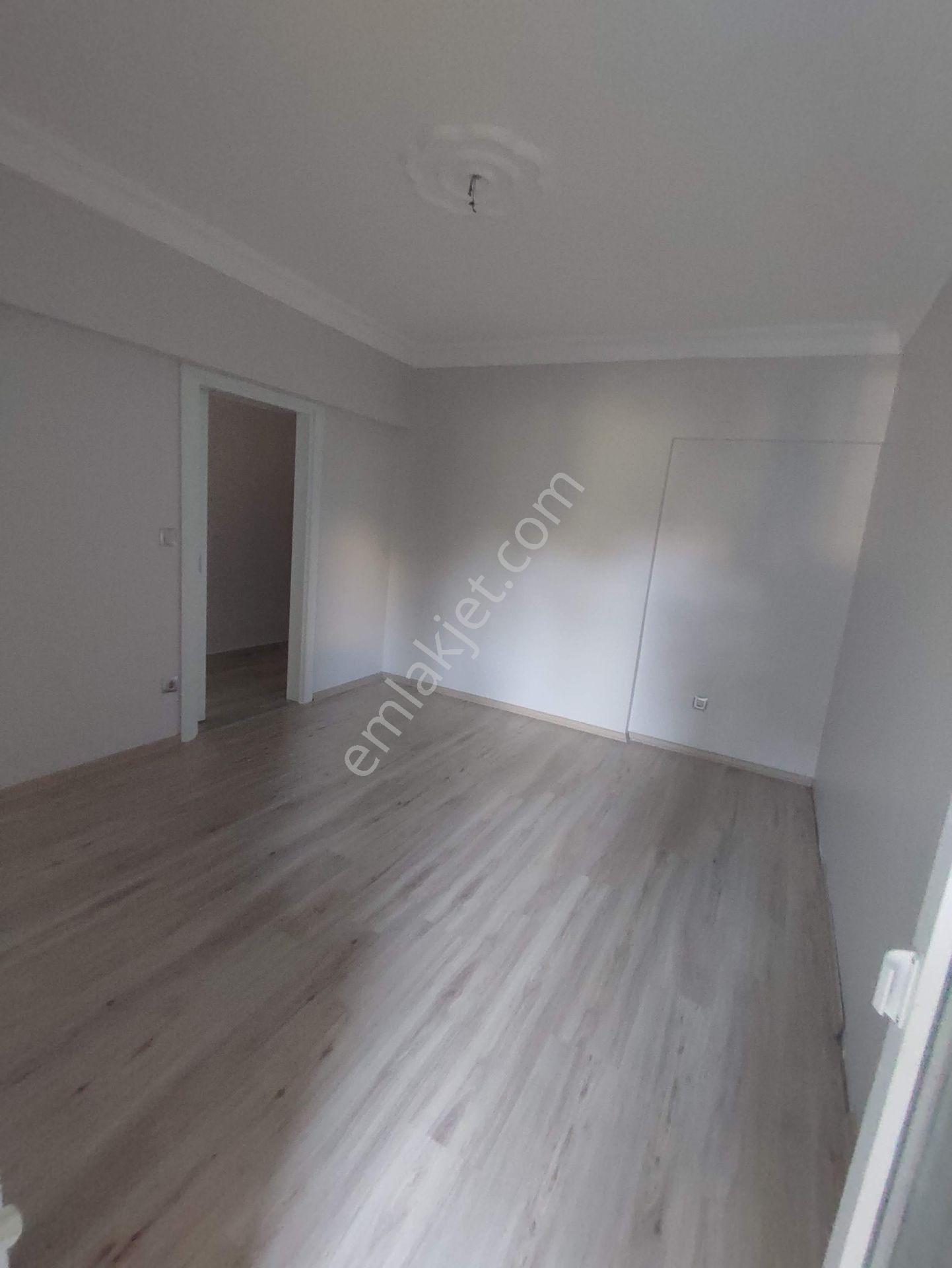 Çekmeköy Merkez De Altınkoza Evlerinde Kiralık 3+1 Daire - Görsel 21