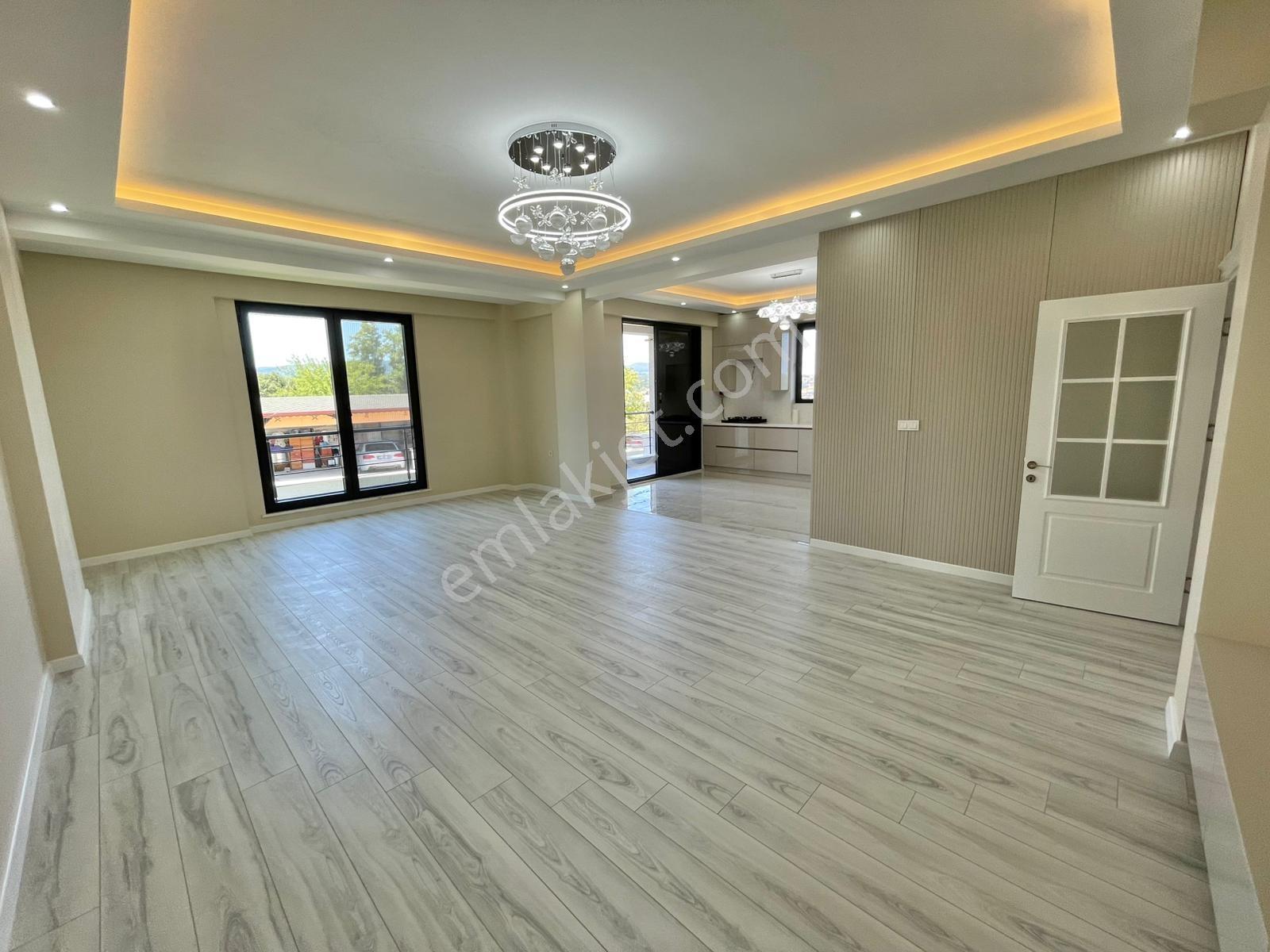 400 M² Arsa İçinde Tam Müstakil 6+2 Ultra Lüks Villa - Görsel 3