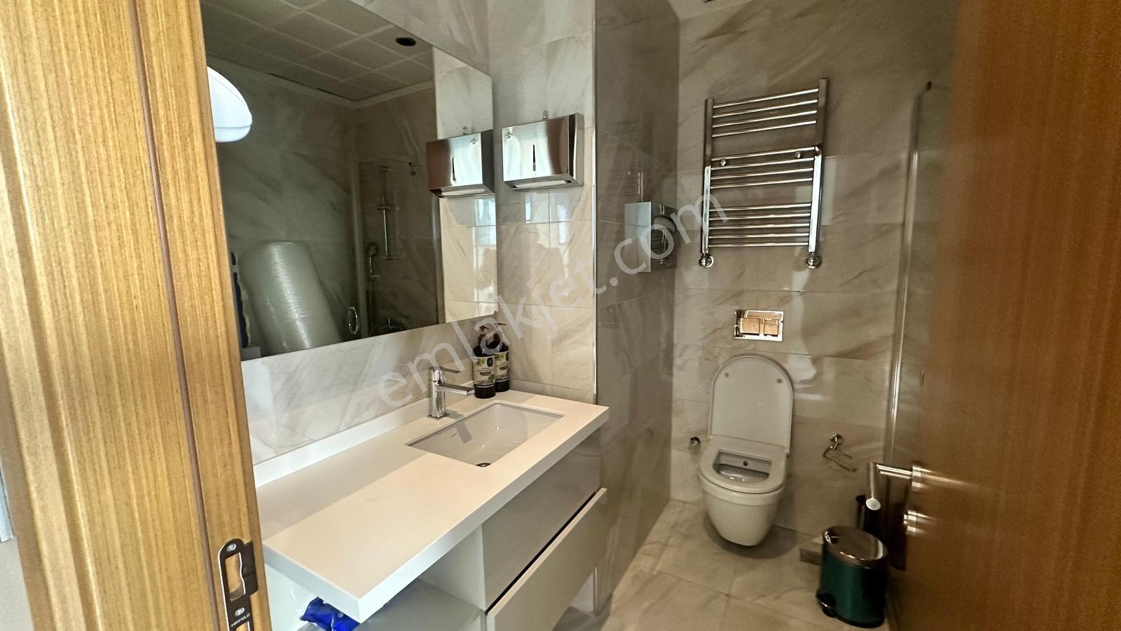 Relux Plaza'da Kiralık 1+0 Ofis - Görsel 8