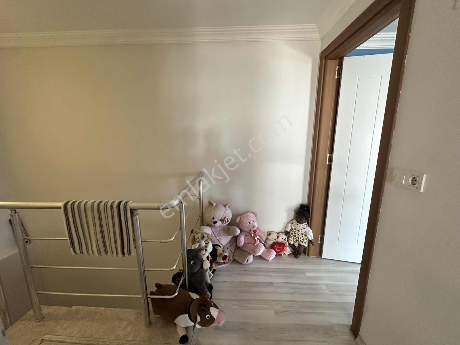 Öz-er Gayrimenkul'den Satılık 3+1 70m2 Teraslı Dublexs Daire - Görsel 8
