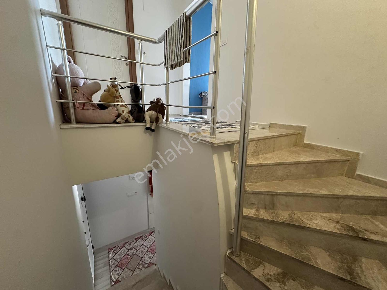 Öz-er Gayrimenkul'den Satılık 3+1 70m2 Teraslı Dublexs Daire - Görsel 17