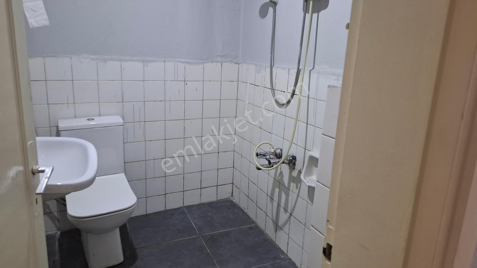 2+1 Yeşilyurtta Kat 1 Sıfır Hazır Mutfak +klima 14000 Tl.. - Görsel 15