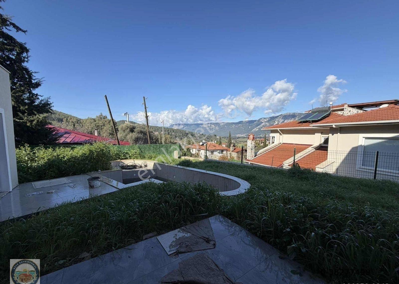 Şirinköyde Satılık Doğa Manzaralı Villa - Görsel 4