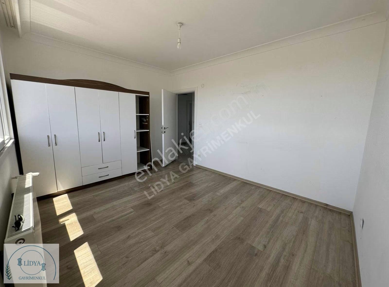 Kayışdağı Mh Butik Sitede 7/24 Güvenlikli Otoparklı 5.kat 2+1 - Görsel 24