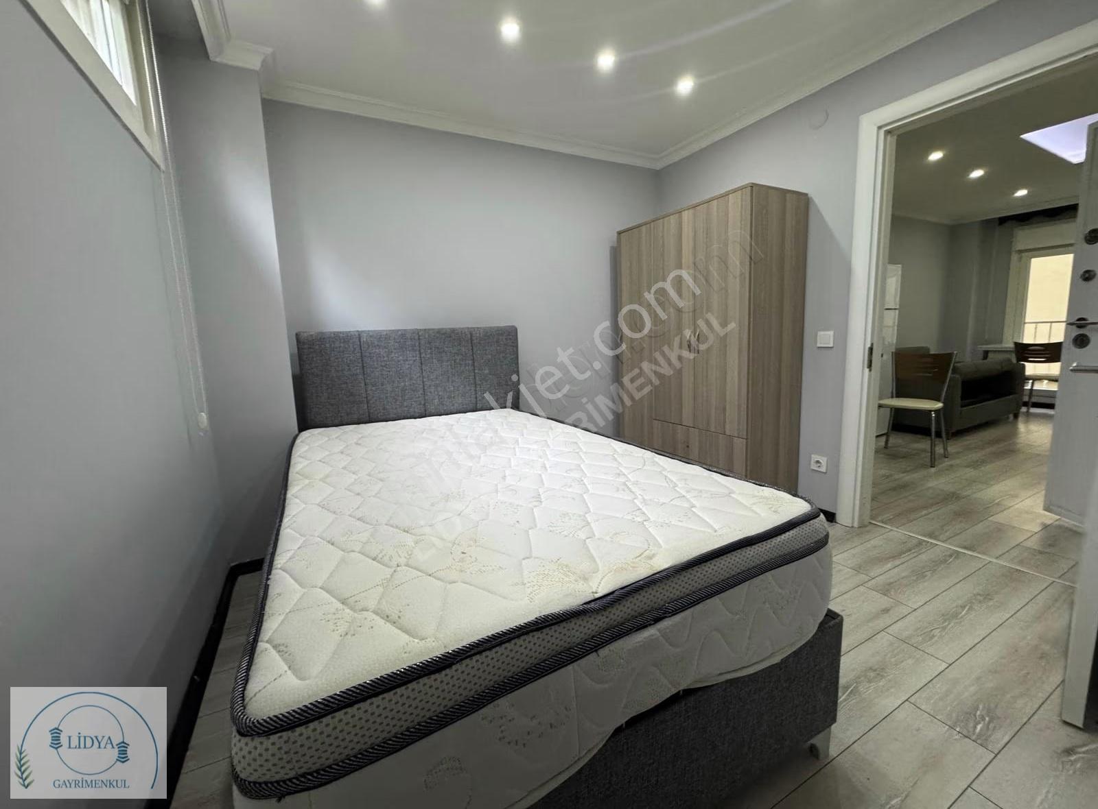 Kayışdağı Mh. Öğrenci Binasında Her Şey Dahil Kullanışlı 1+1 - Görsel 22