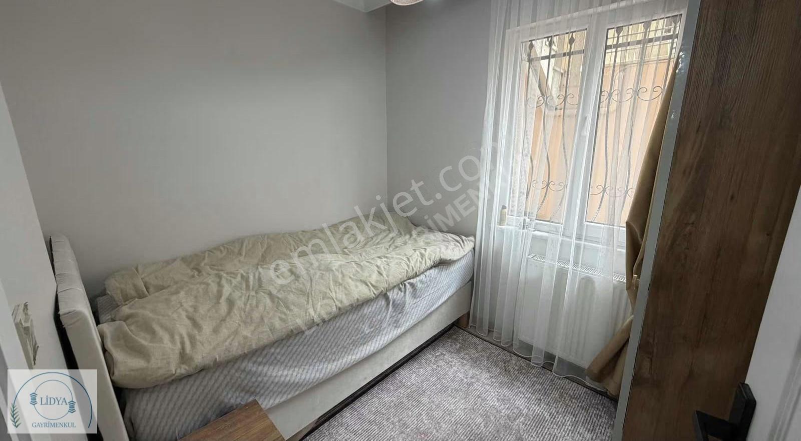Ana Cadde Üzeri Bahçe Kullanımlı Modern Eşyalı Geniş 2+1 - Görsel 27