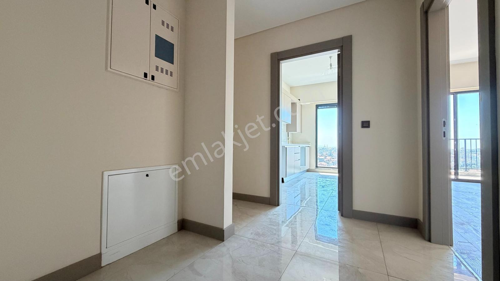 İlka'dan Emlak Konutları'nda 2+1 Kiralık Daire Metrobüse 5 Dk - Görsel 25