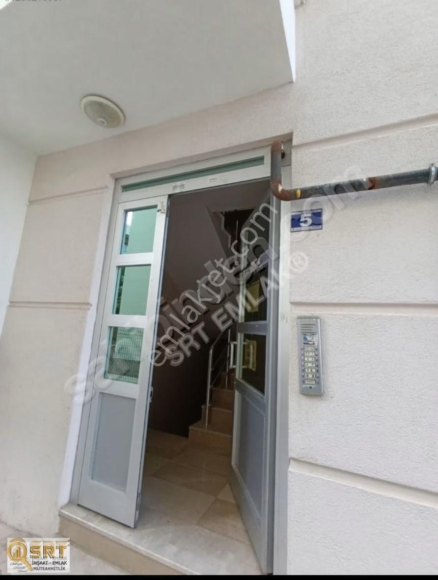 Meram Tıp Karşısı Eşyalı 2+1 Kiralık Daire (ara Kat) - Görsel 14