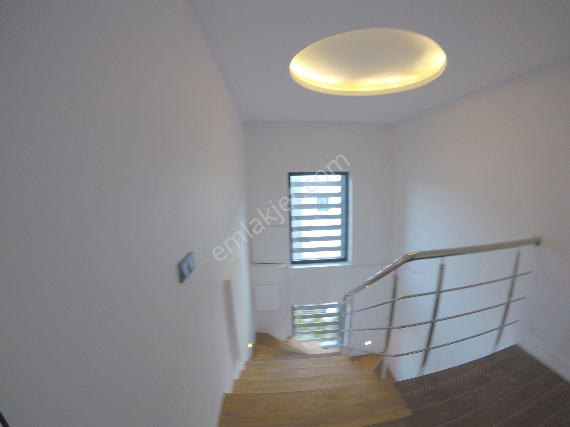 Güzel Bahçede Kiralık Villa Ultra Lüx Bağımsız Havuz Kamera 7/24 - Görsel 7