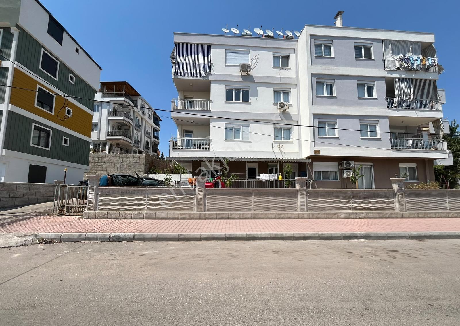 Poyraz'dan Erenköy'de 2+1 110m2 2.kat Satılık Daire