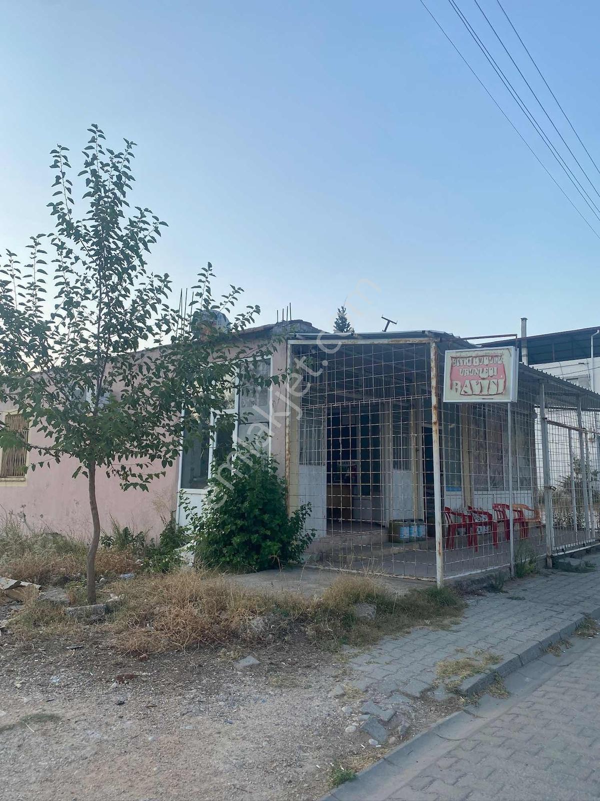 Seydikemer Eşende Satılık Ev Ve Arsa - Görsel 10