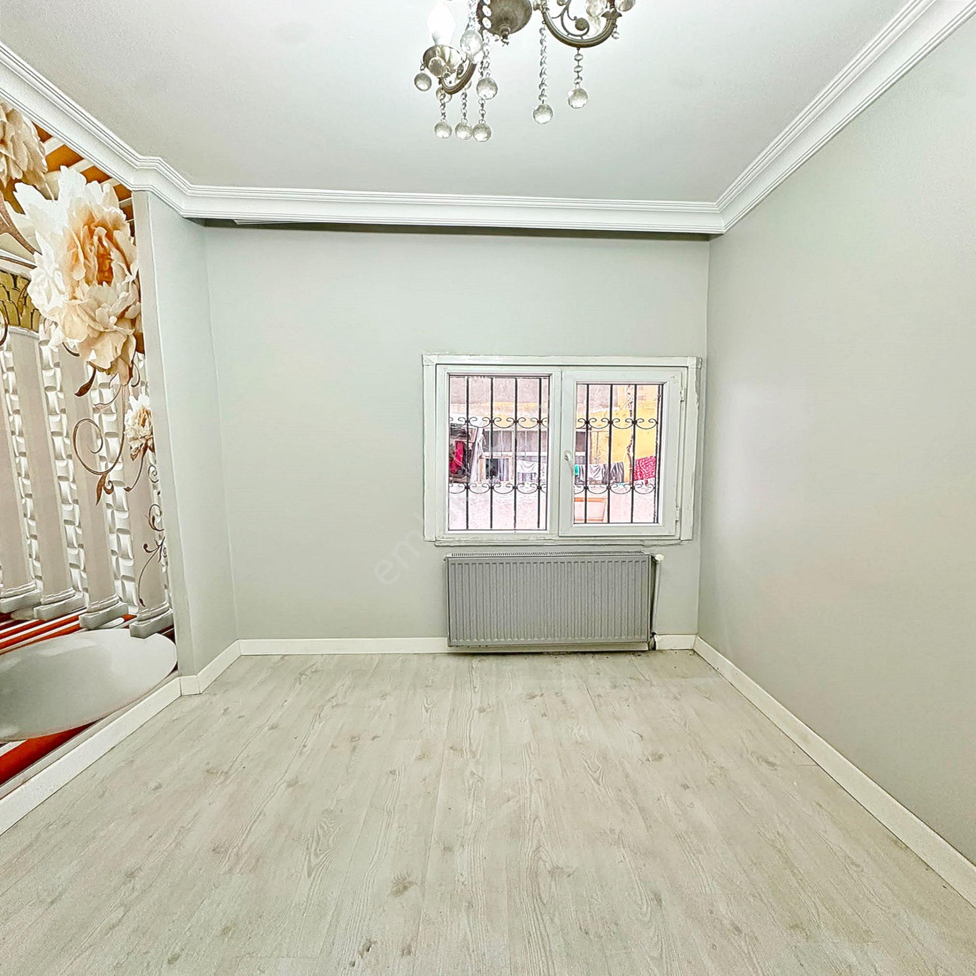 Bahçeşehir Satılık Daire 1+1 Bahçeli Bahçe Katı - Görsel 11
