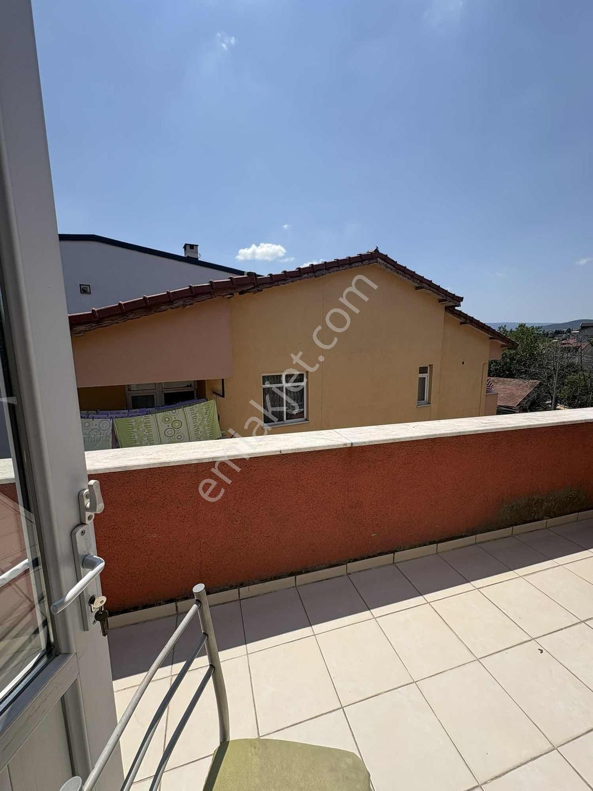 Çelik-ay Gayrimenkul'den Serdar Mahallesinde Kiralık 4+1 Daire - Görsel 2
