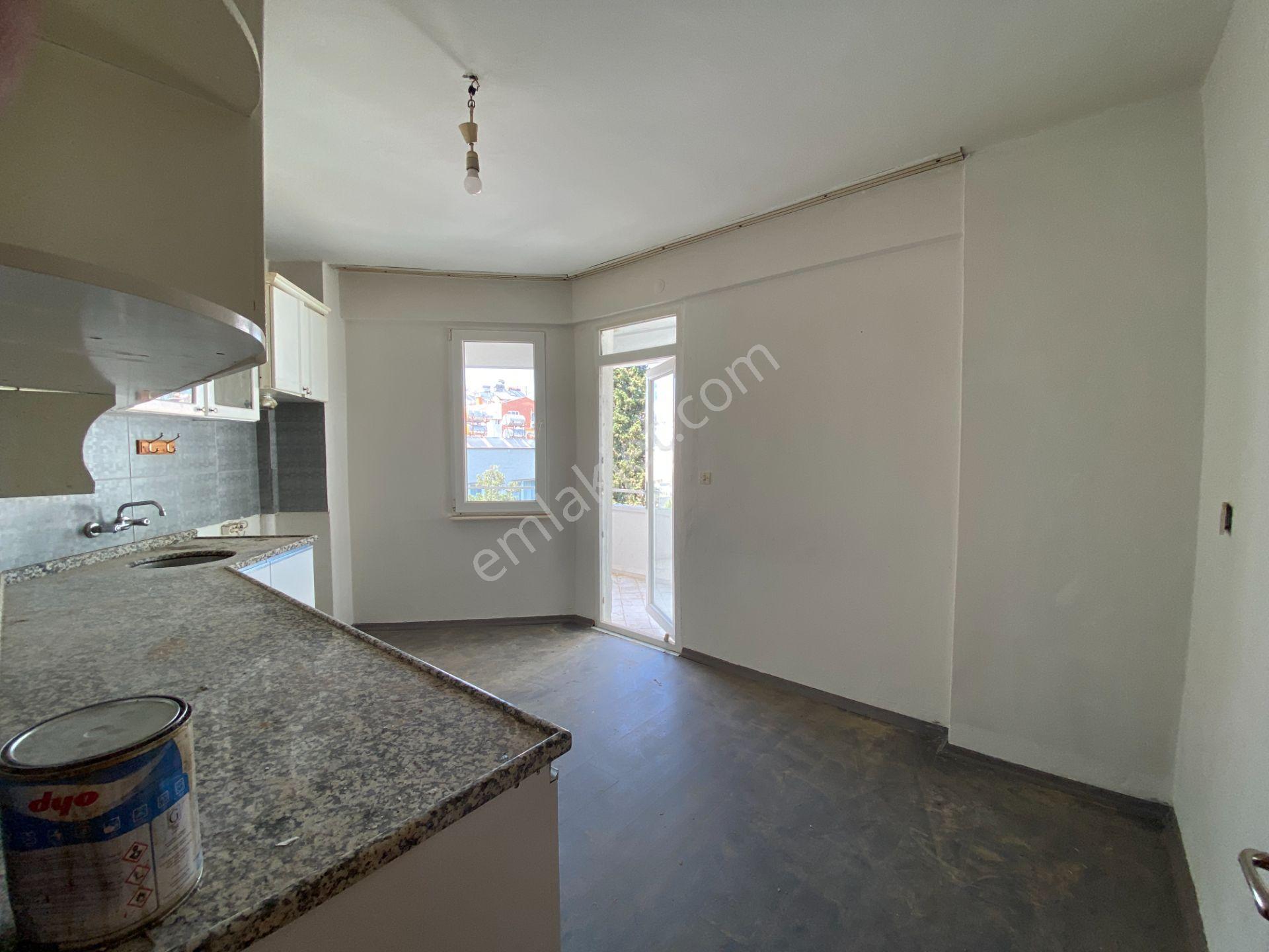 Muratpaşa Sedir'de Ana Cadde Üzeri Kiralık 4+1 Teraslı 180m² Daire - Görsel 6