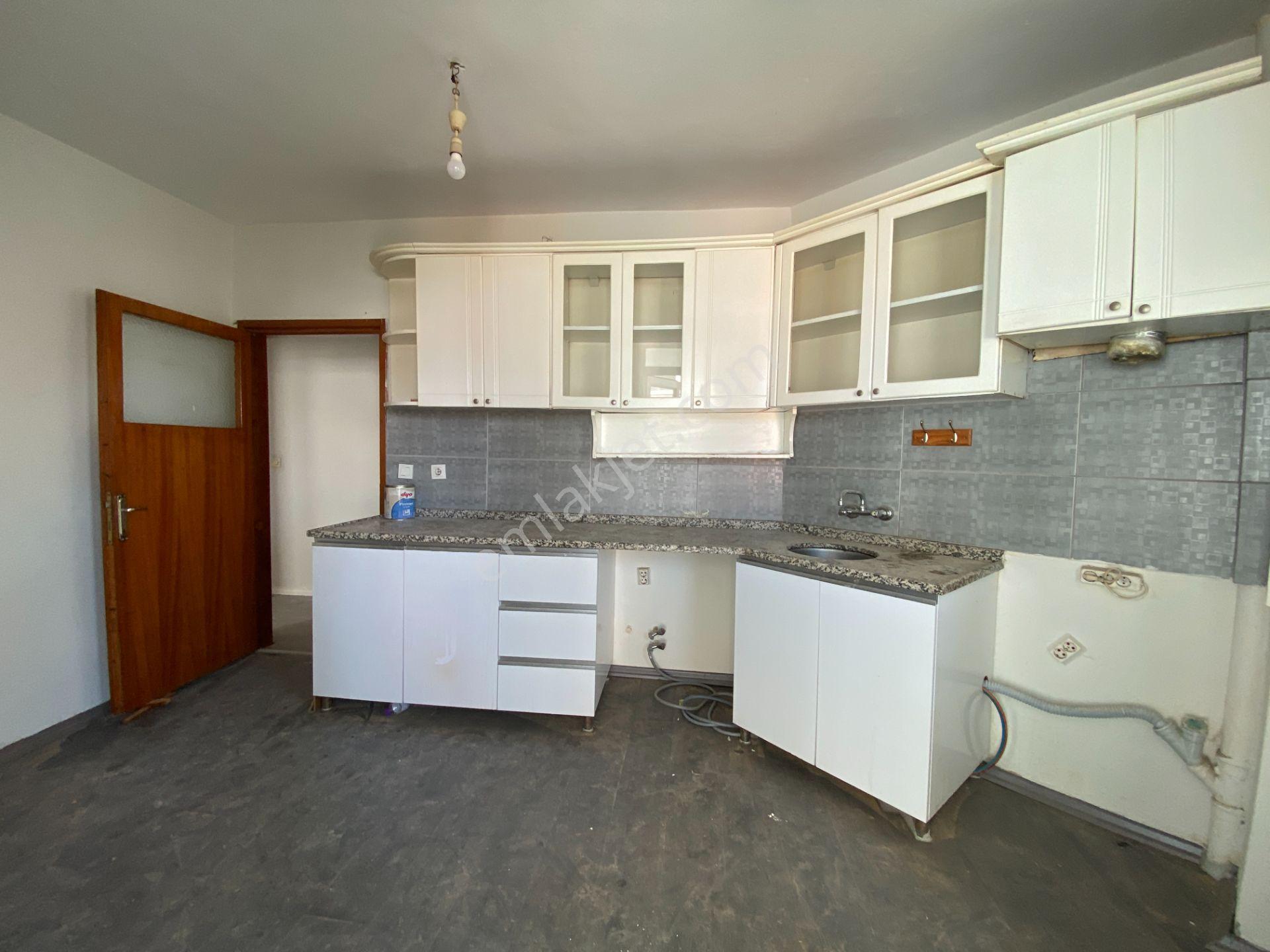 Muratpaşa Sedir'de Ana Cadde Üzeri Kiralık 4+1 Teraslı 180m² Daire - Görsel 8