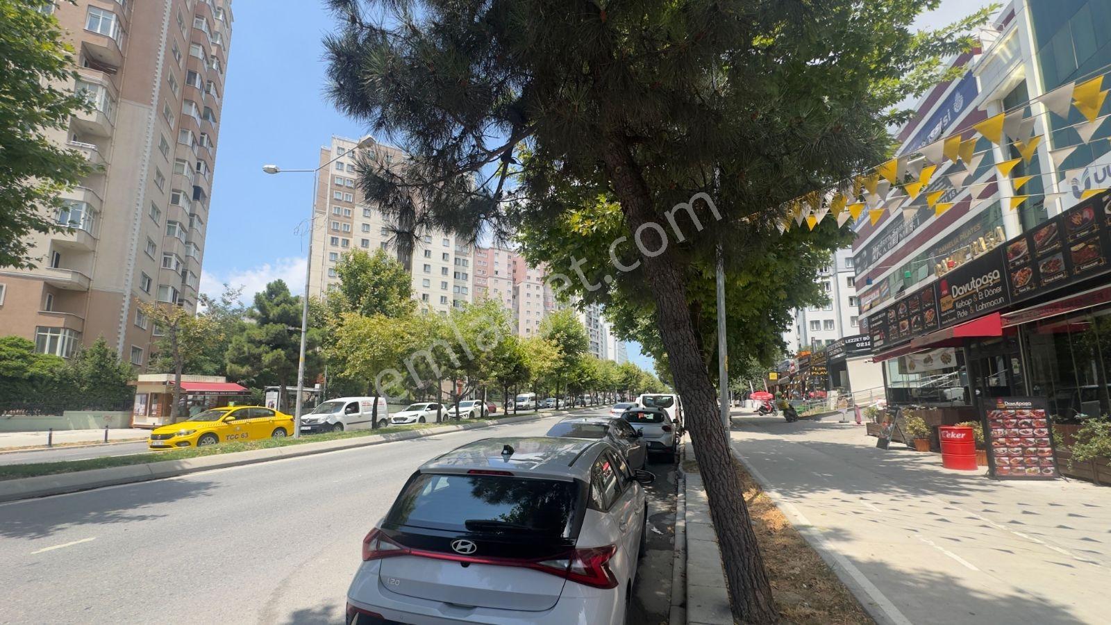Adnan Kahveci Cadde Üzeri Kurumsal Kiracılı Satılık Dükkan - Görsel 3