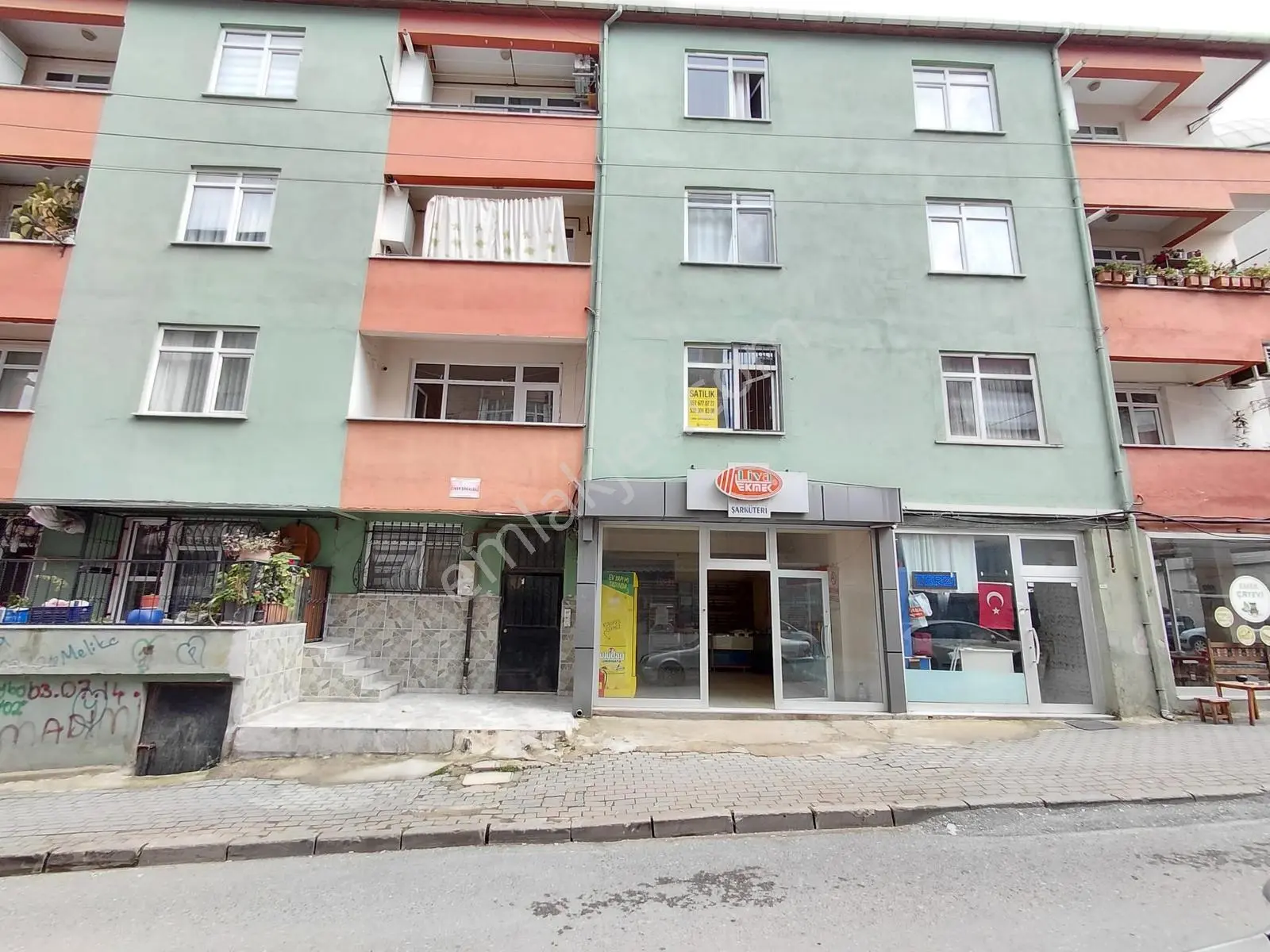 2+1 Arakat // İstasyon Caddesine Yakın // Boş - Görsel 6