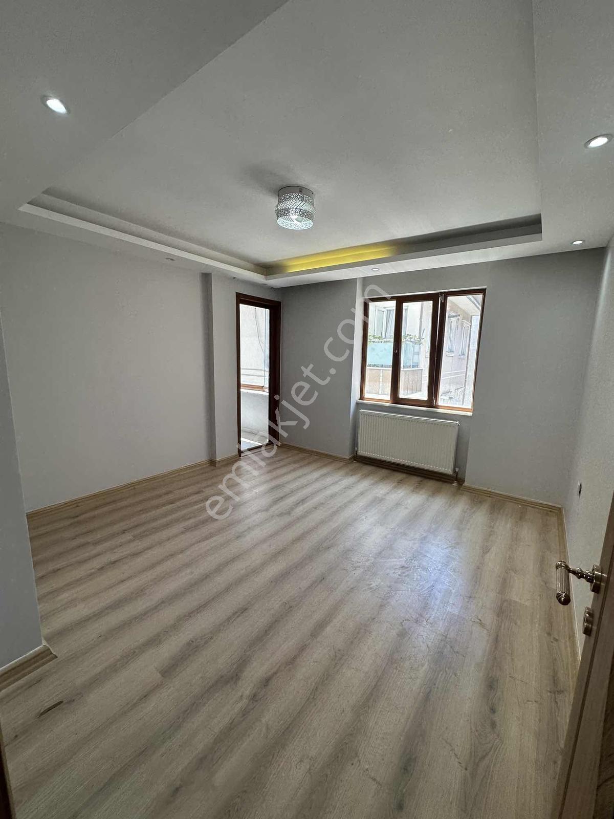 Arnavutköy Merkez Kiralık 3+1 Lüks 100 M2 - Görsel 12