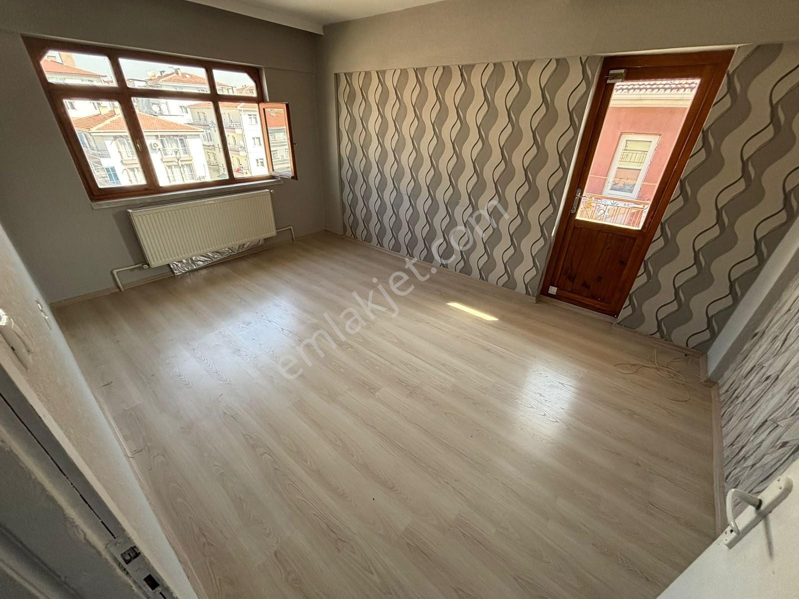 Akşemsettin'de 2+1 Bağımsız Katta Krediye Uygun Satılık Daire! - Görsel 33