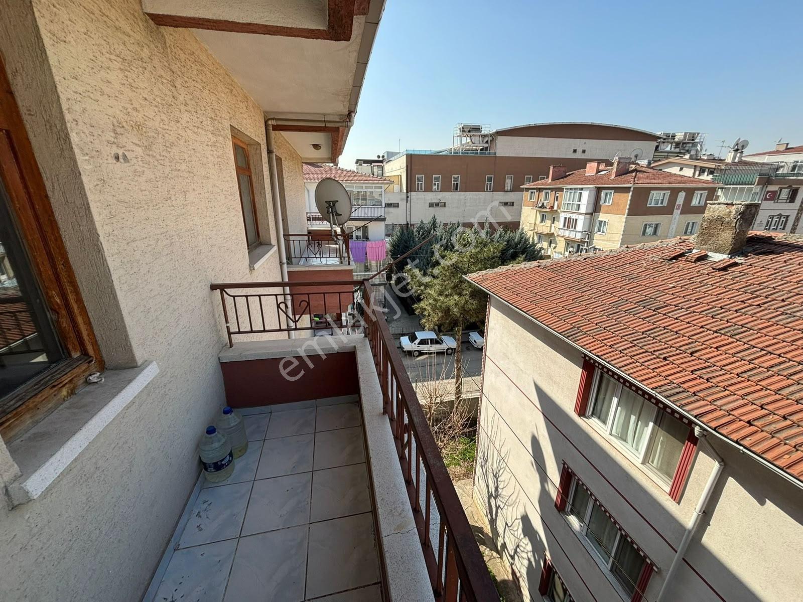 Akşemsettin'de 2+1 Bağımsız Katta Krediye Uygun Satılık Daire! - Görsel 23