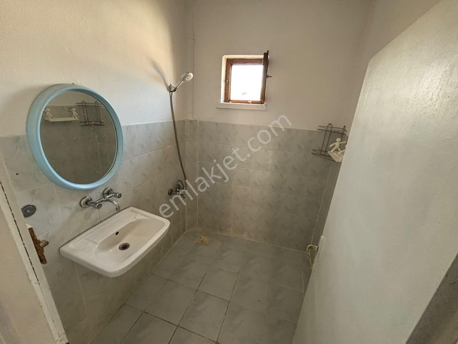 Akşemsettin'de 2+1 Bağımsız Katta Krediye Uygun Satılık Daire! - Görsel 32