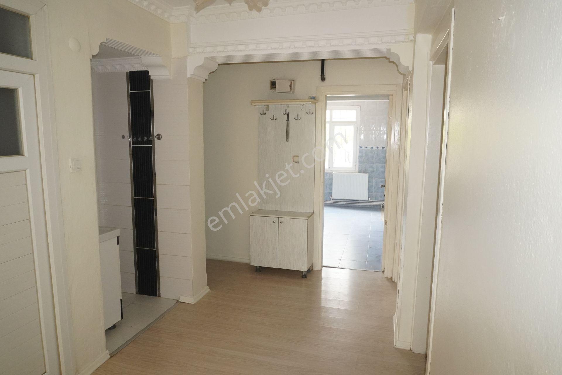 Menemen Asarlıkta Kiralık Dogalgazlı Daire 3+1 Çiğli Serkan Dan - Görsel 17