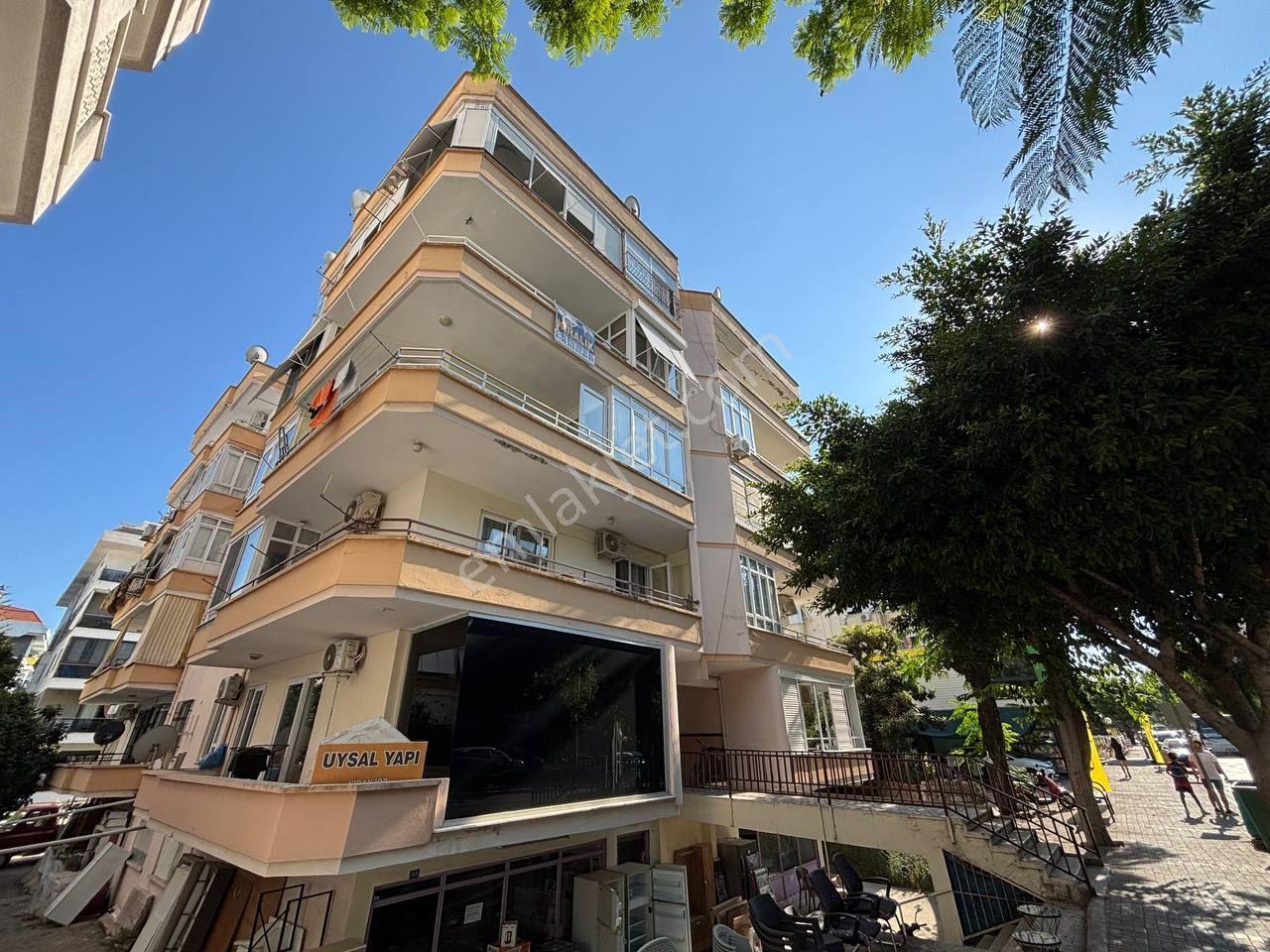 Alanya Merkez'de Denize Çok Yakın 2+1 Full Eşyalı Kiralık Daire - Görsel 19