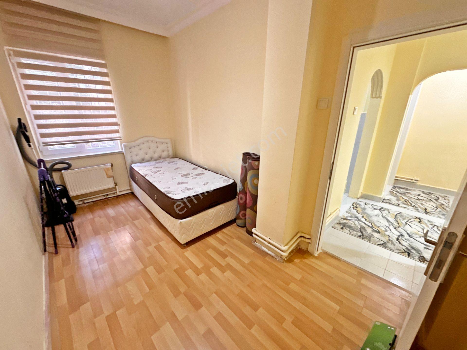 Atadan Cad. Eski Karakol Yanı 3+1 Yapılı Yeni Eşyalı Düz Giriş ! - Görsel 28
