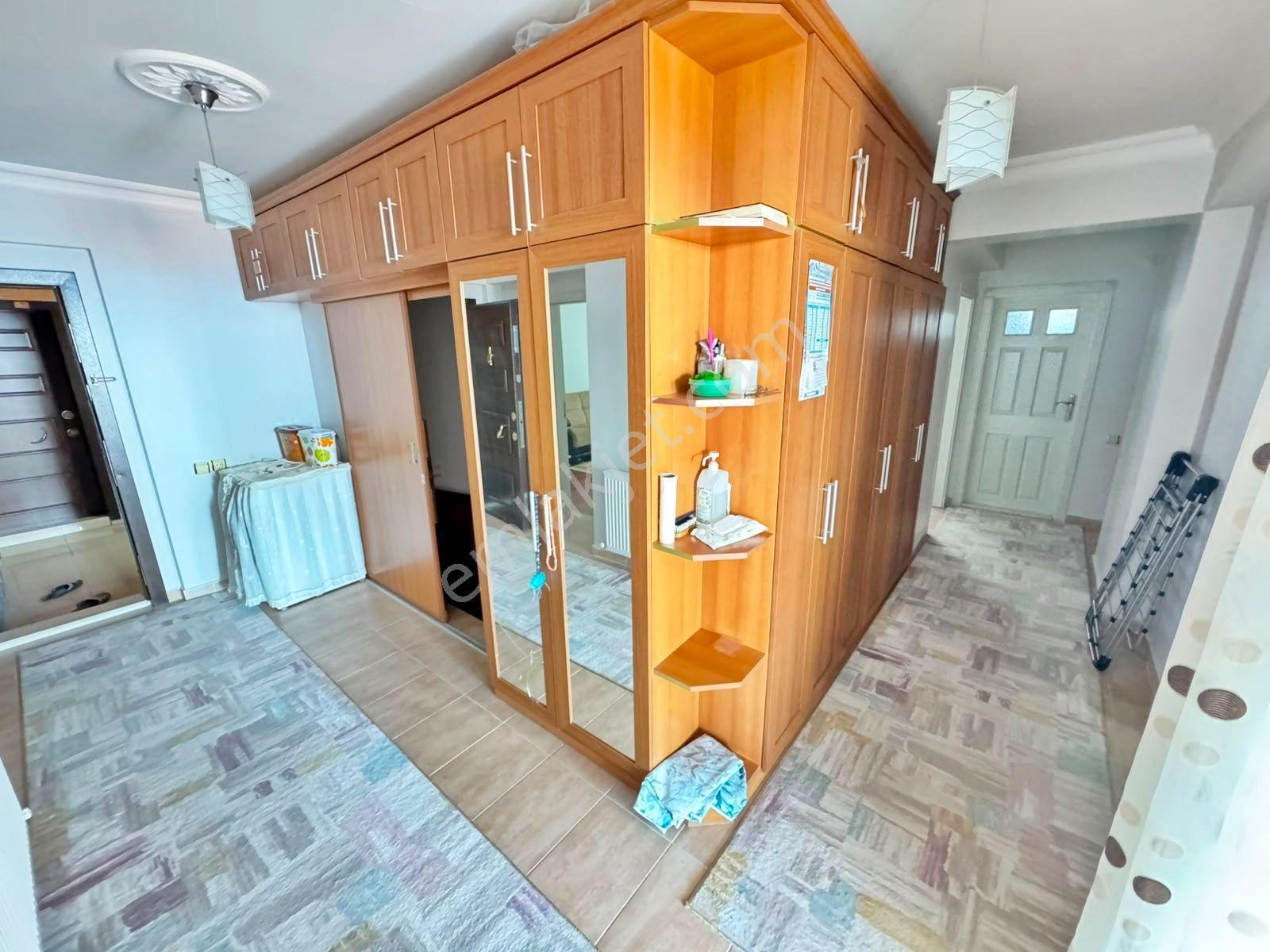 Geniş Ailelere Özel Asansörlü 7+1 Çift Giriş 280m² Teras+k.garaj - Görsel 3