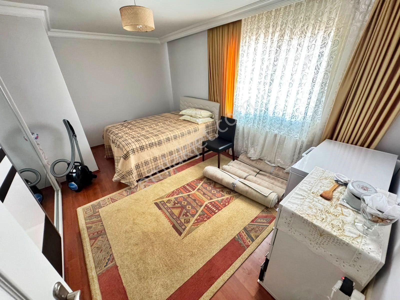 Geniş Ailelere Özel Asansörlü 7+1 Çift Giriş 280m² Teras+k.garaj - Görsel 9