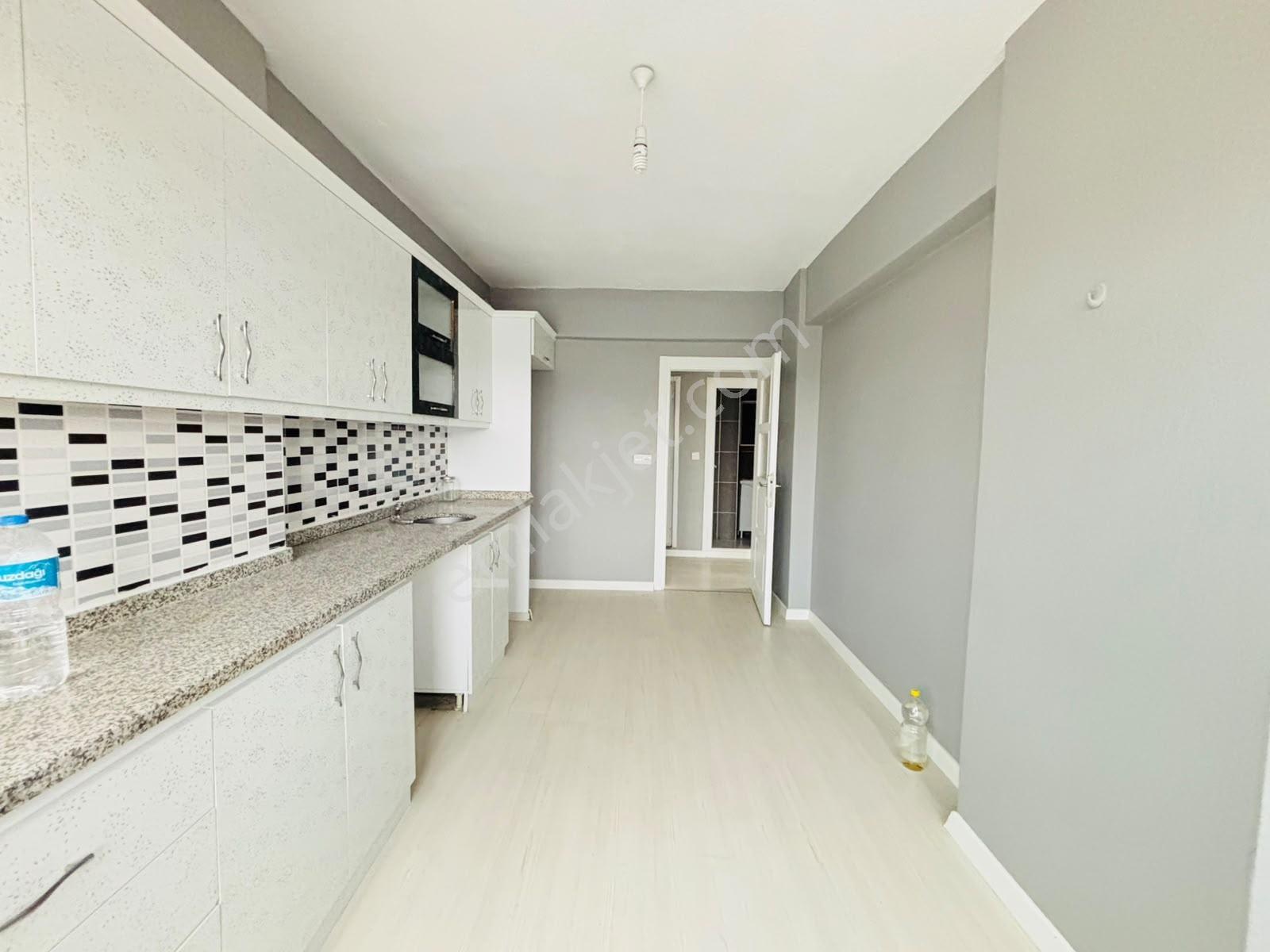 Güven'den Okullara,servislere Yakın Merkezi Konumda Kiralık 2+1 - Görsel 8