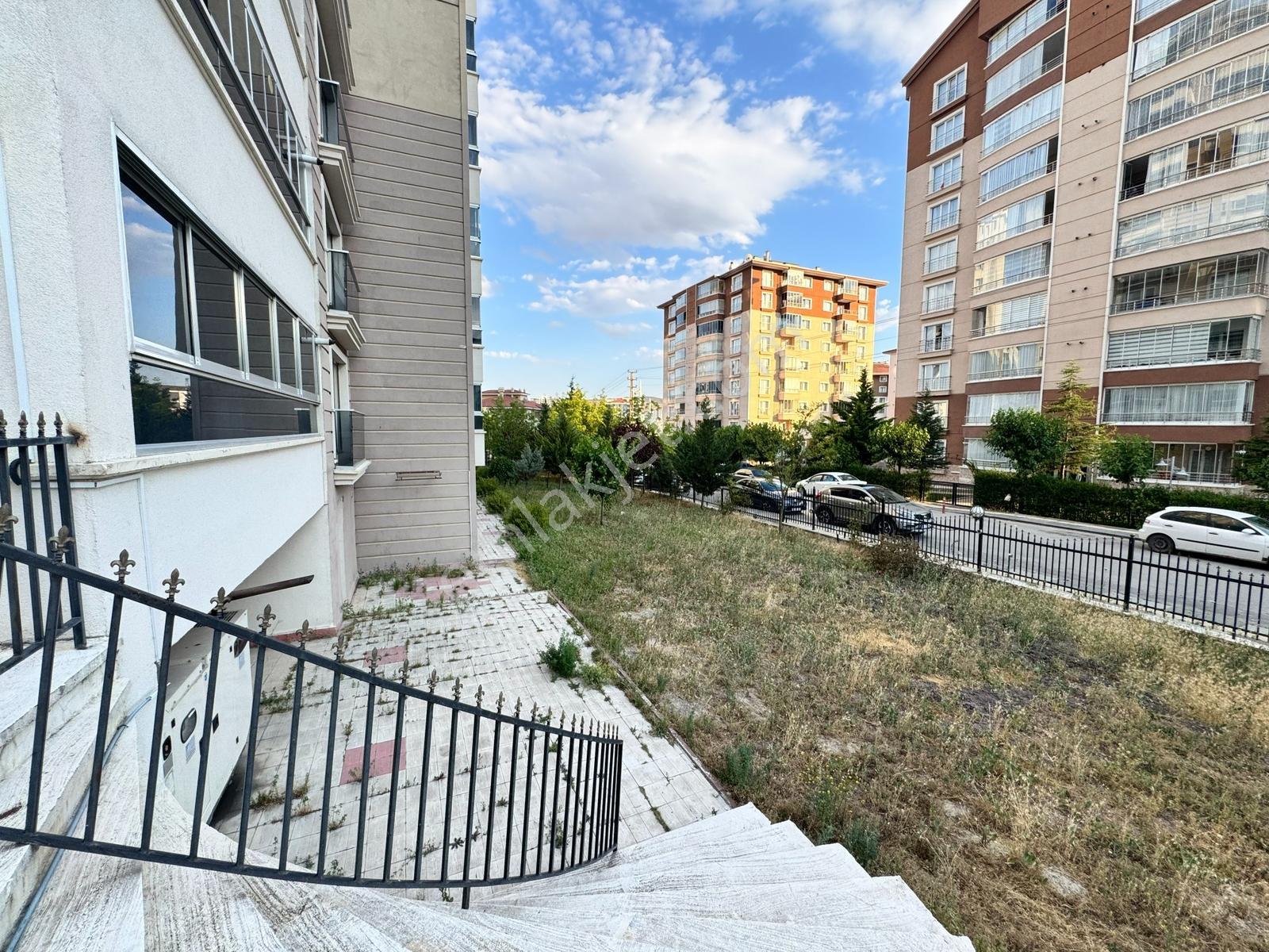 Vip'den Güney Cephe/merkezi Konum/site Satılık Ara Kat 3+1 Daire - Görsel 12