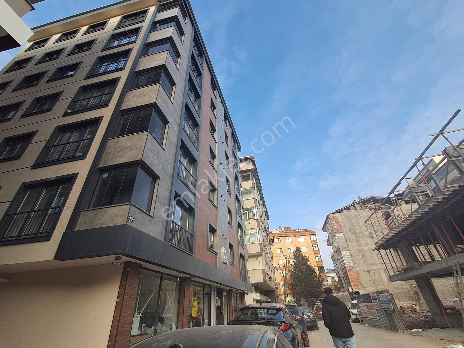 Bahçelievler Yaylada Sıfır 3+1 Ebeveyn Banyolu Ferah Konum - Görsel 22