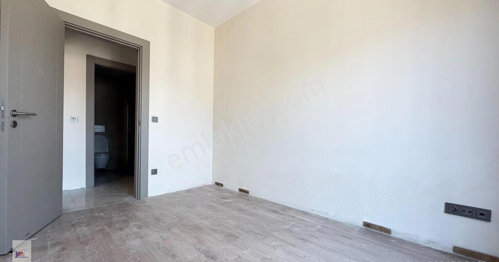 İlka'dan Emlak Konutları 2+1 Kiralık Daire Otoparklı Asansörlü - Görsel 17