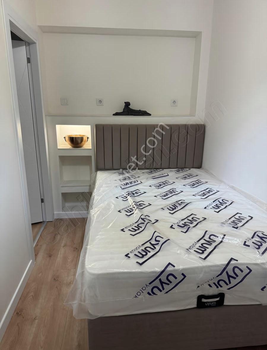 Kadıköy Merkezi 1+1 Yeni Eşyalı Daire