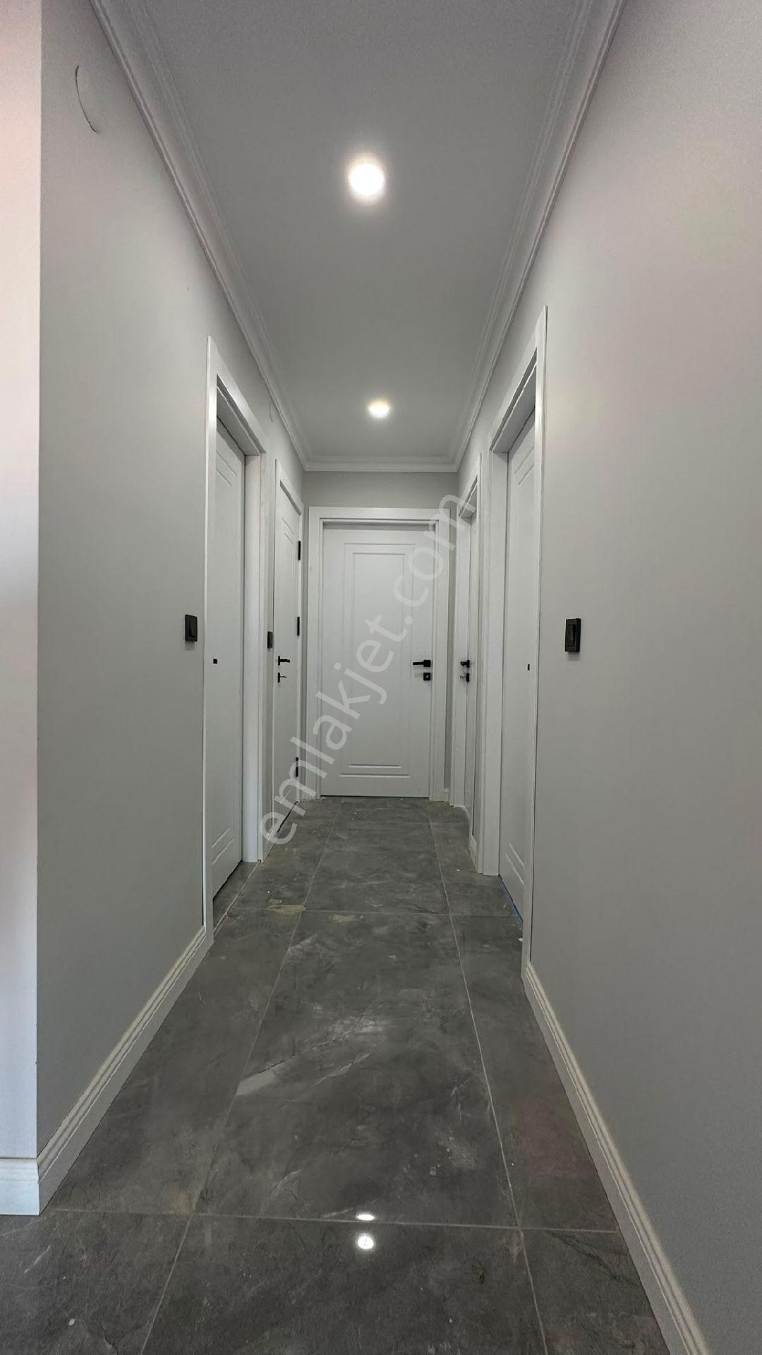 Bağcılar Merkez'de 3+1 Kiralık Daire - Görsel 12