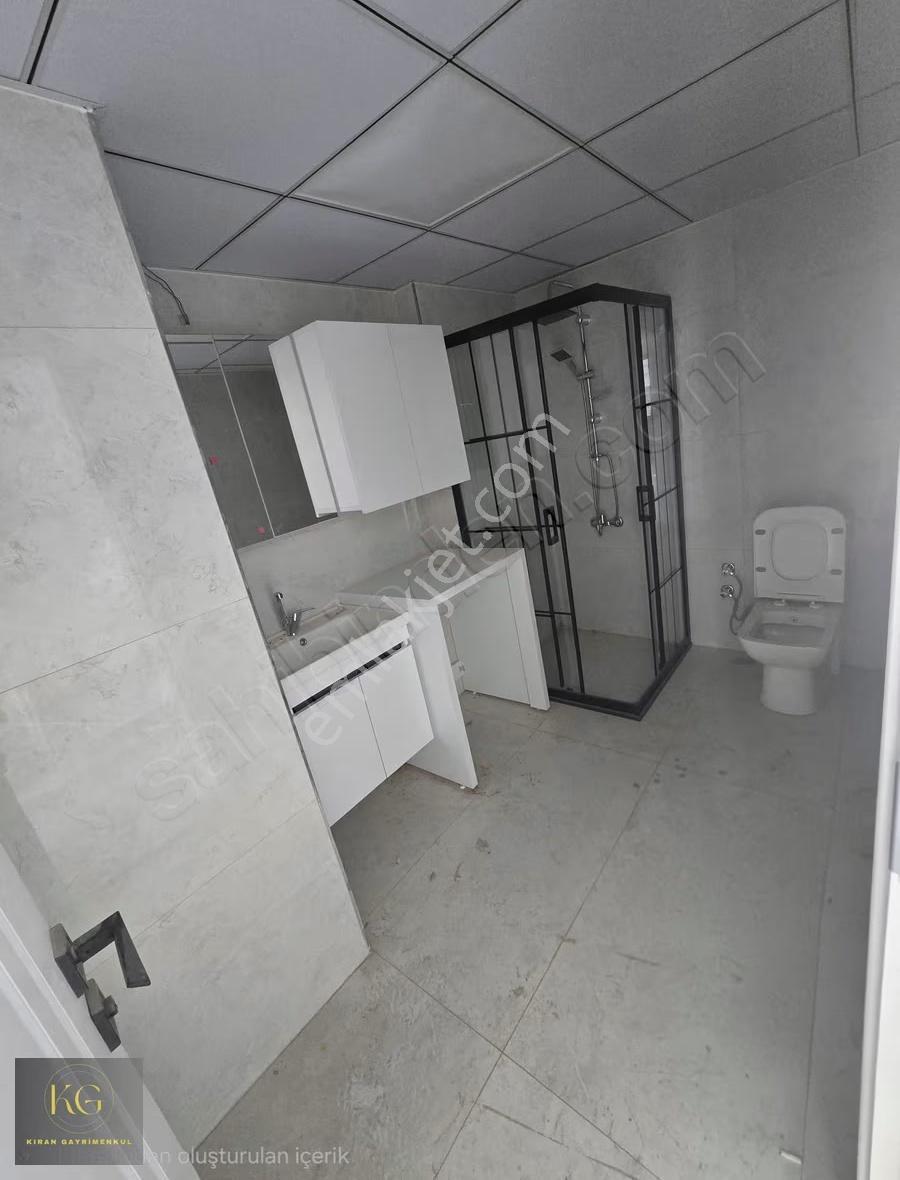 Kıran Gayrimenkul'den Muradiye Merkezde Kiralık 1+1 Daire - Görsel 10
