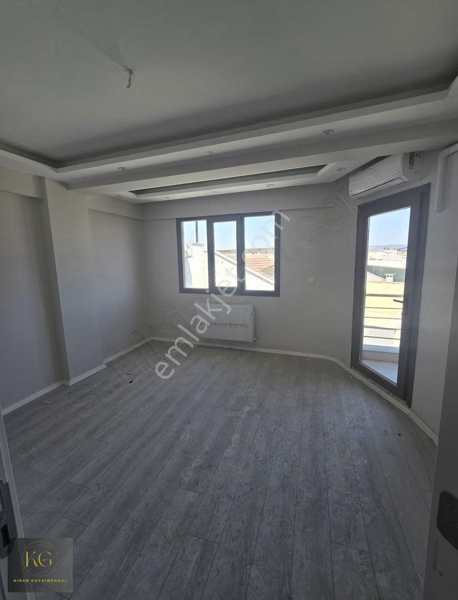 Kıran Gayrimenkul'den Muradiye Merkezde Kiralık 1+1 Daire - Görsel 14