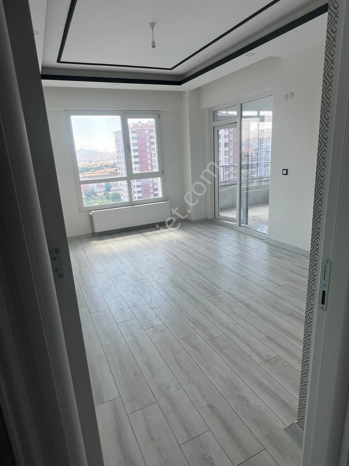 Erkilet Ertuğrulgazi Satlık 4+1 Lüks Daire - Görsel 16