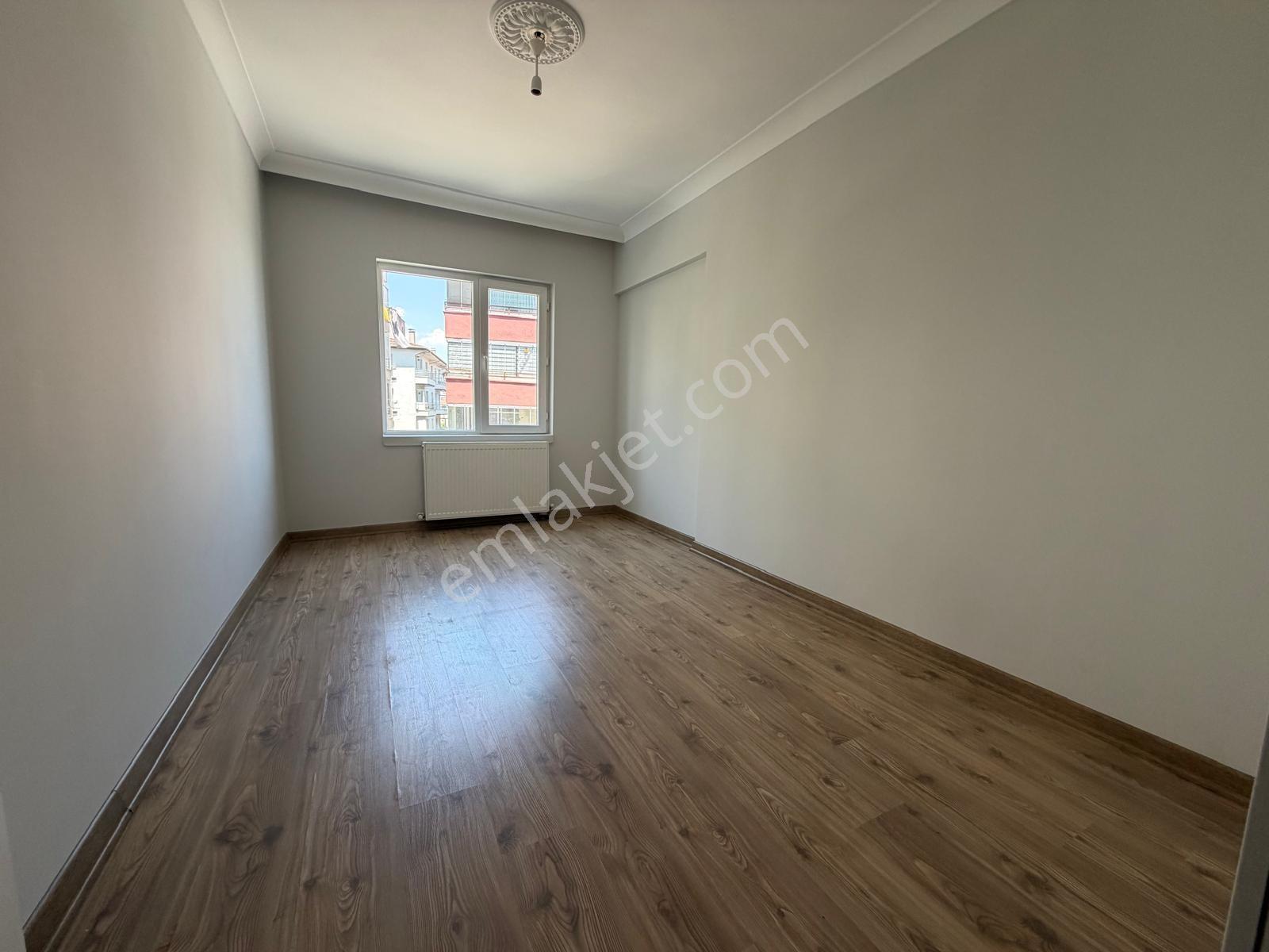 Piyade Mh'de 3+1 Ara Katta Ön Cephe Şehir Manzaralı Ev - Görsel 21