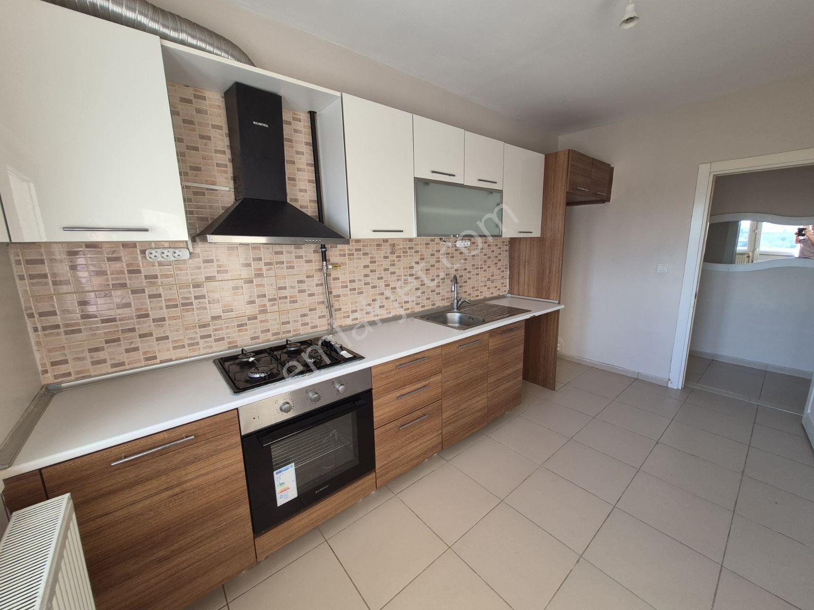 Keşan'da Aqua Parklı Yüzme Havuzlu Kiralık 3+1 Daire - Görsel 3