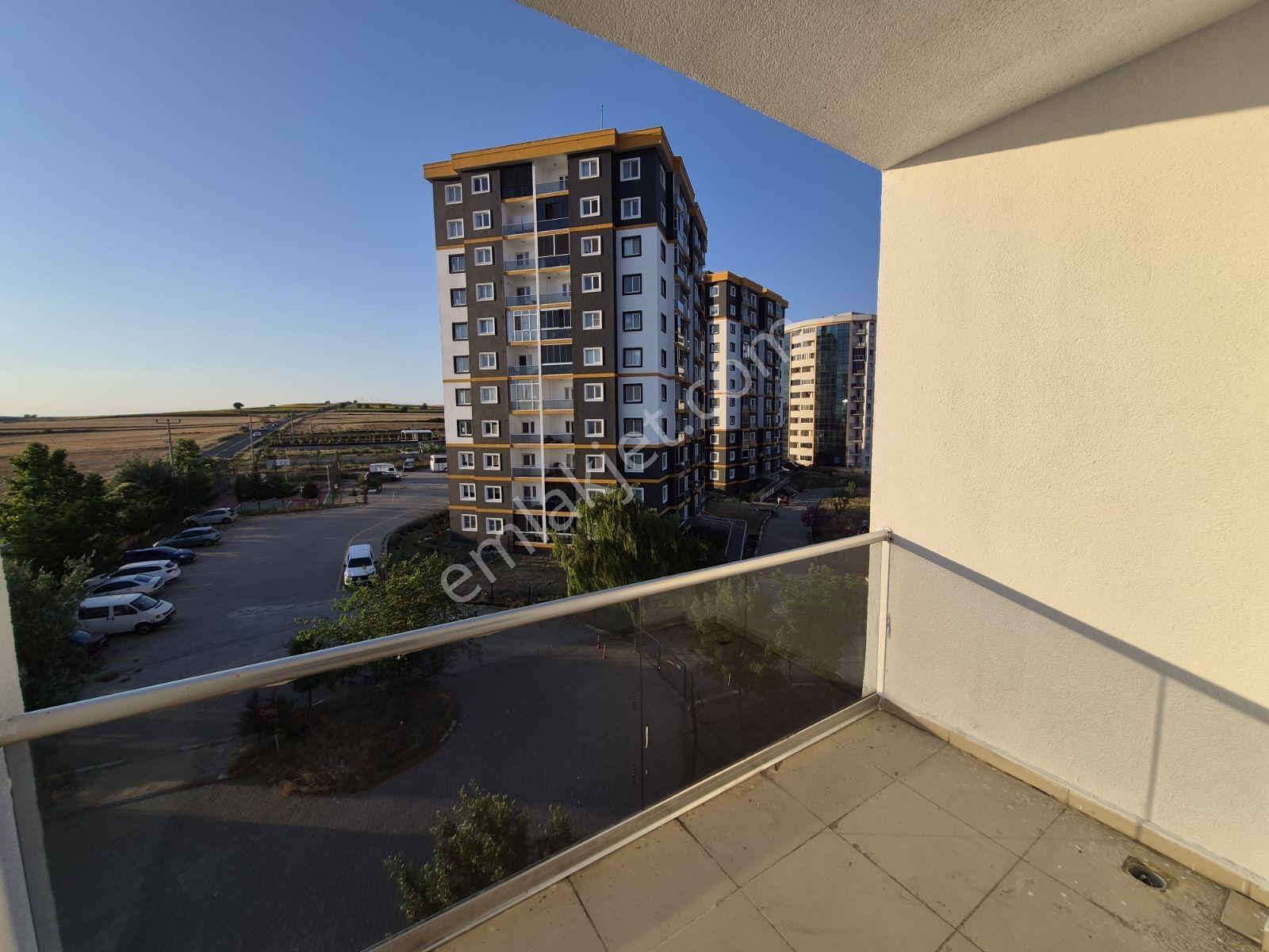 Keşan'da Aqua Parklı Yüzme Havuzlu Kiralık 3+1 Daire - Görsel 29