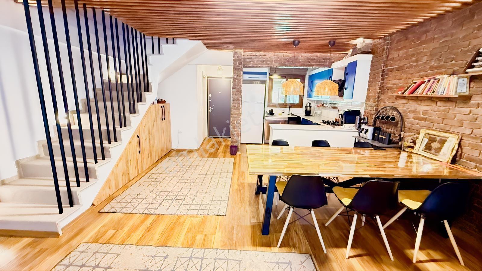 Karaburun Karareis Mavi Yaşam Sitesi Full Eşyalı,satılık Villa!! - Görsel 2