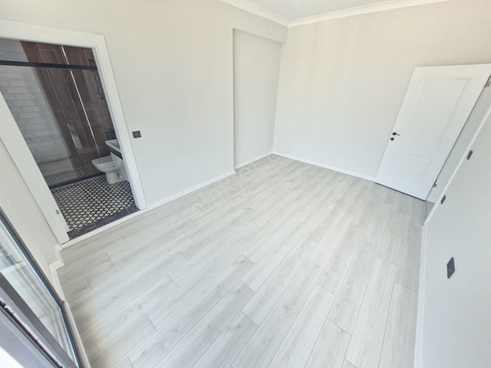 Huzur'dan Çarşı Merkezinde Muhteşem Konumda 3+1 Daire - Görsel 32