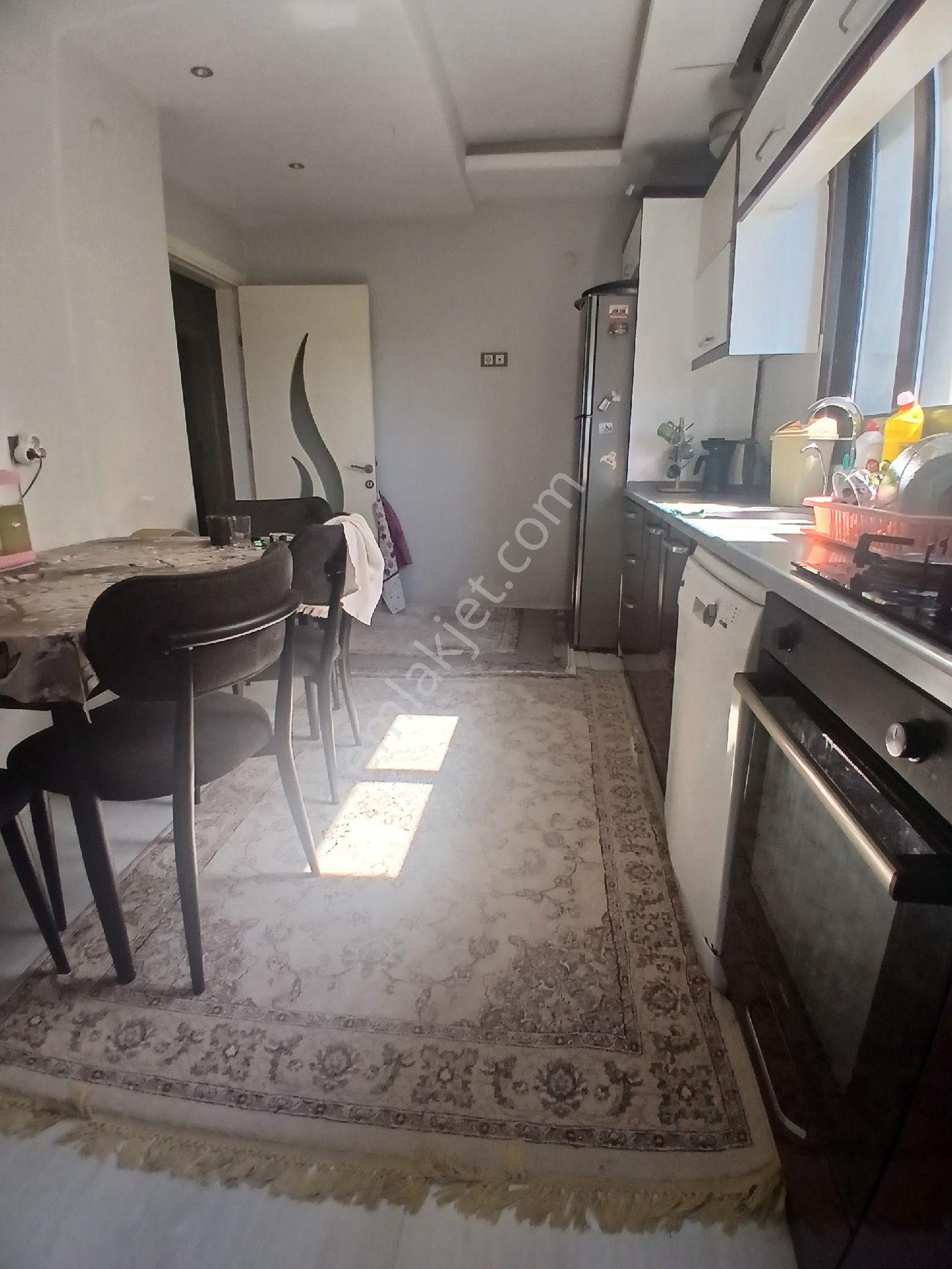 İzmir Torbalı Yedieylül Mahallesinde 2+1 Arakat Daire Satılık - Görsel 5