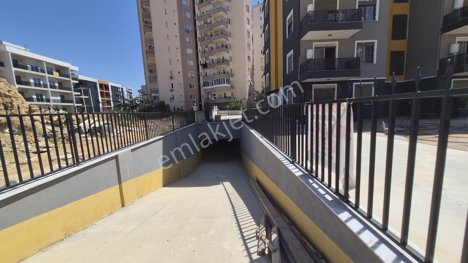 Altıntaş'ta 1+1 Site İçerisinde Geniş Mobilyalı Satılık Daire - Görsel 16