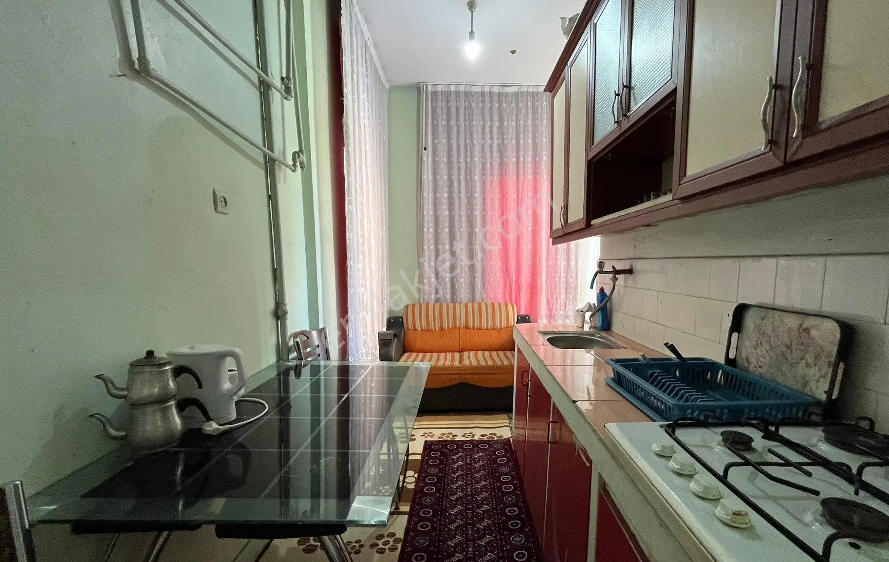 Ofis Konuk Evi Arkasında 2+1 Çok Uygun Daire - Görsel 3