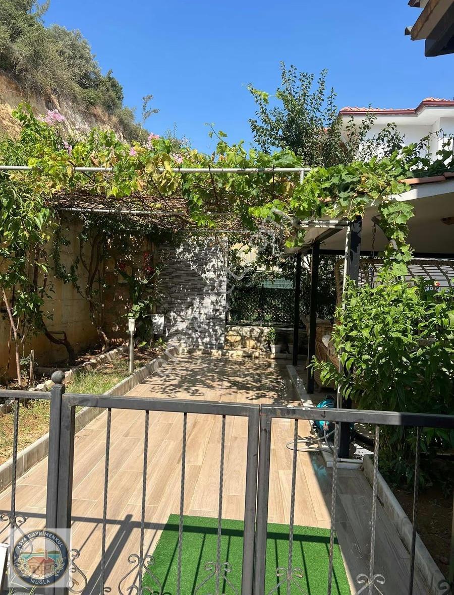 Gökova'da Müstakil Bahçe Kullanımlı Tribleks Villa - Görsel 15