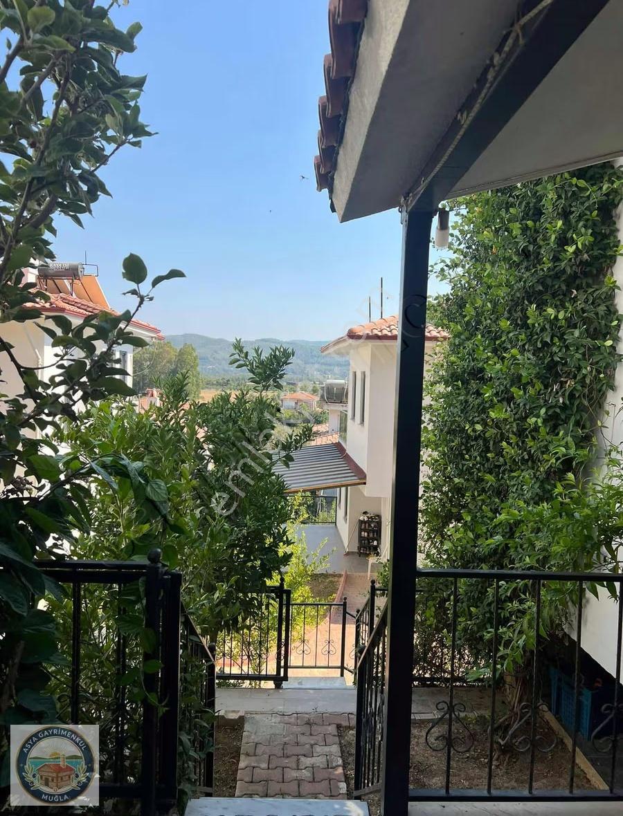 Gökova'da Müstakil Bahçe Kullanımlı Tribleks Villa - Görsel 2